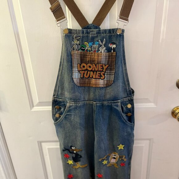 Looney Tunes Cool Trendy Destressed Summer Beach Overall's Sz Med - Picture 4 of 11